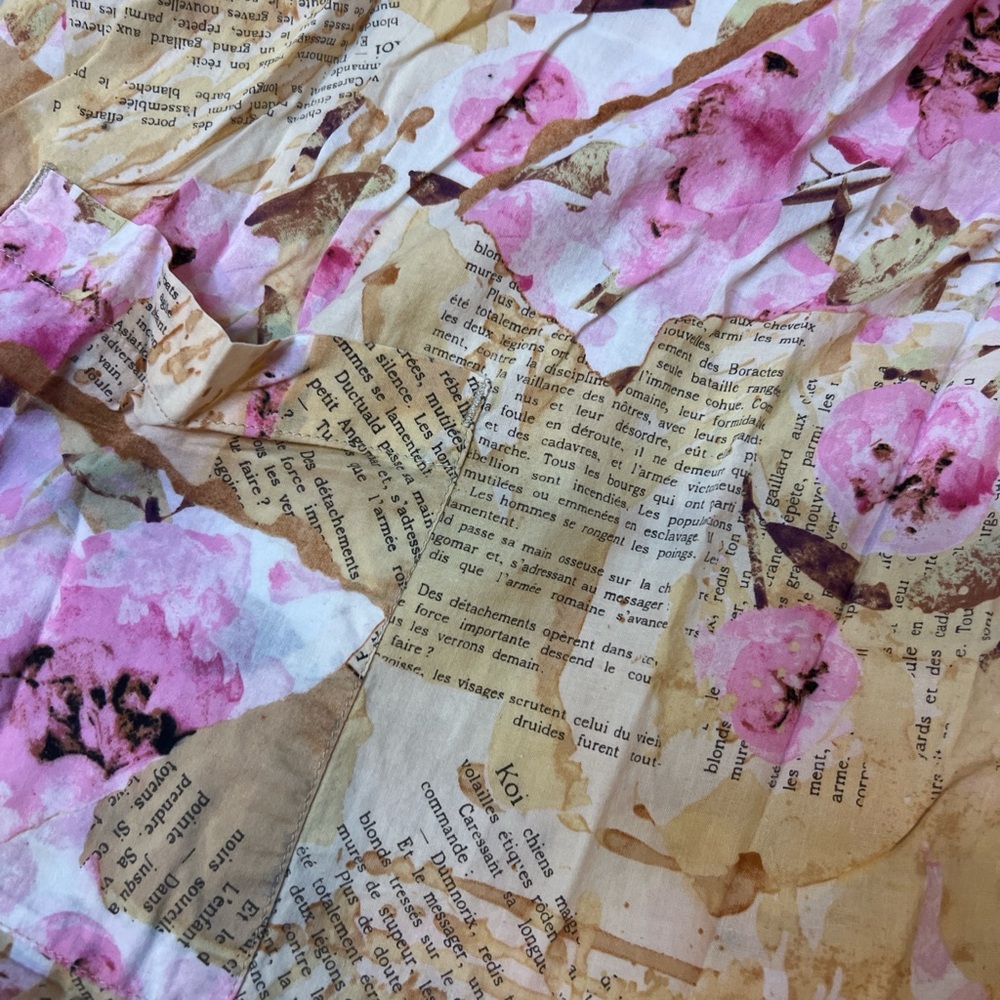 Koi Scrub Top in Cherry Blossom and Koi Print - Picture 5 of 7